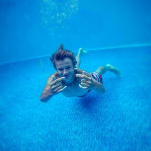 Meet your Posher, Logan